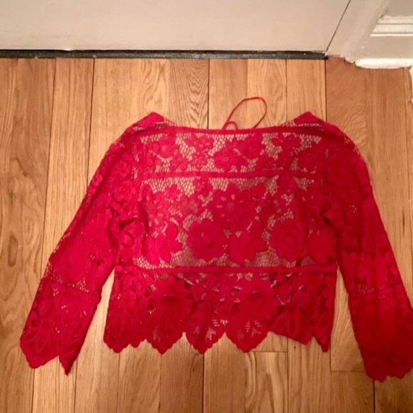 For Love & Lemons red lace cropped long sleeve blouse - Picture 2 of 2